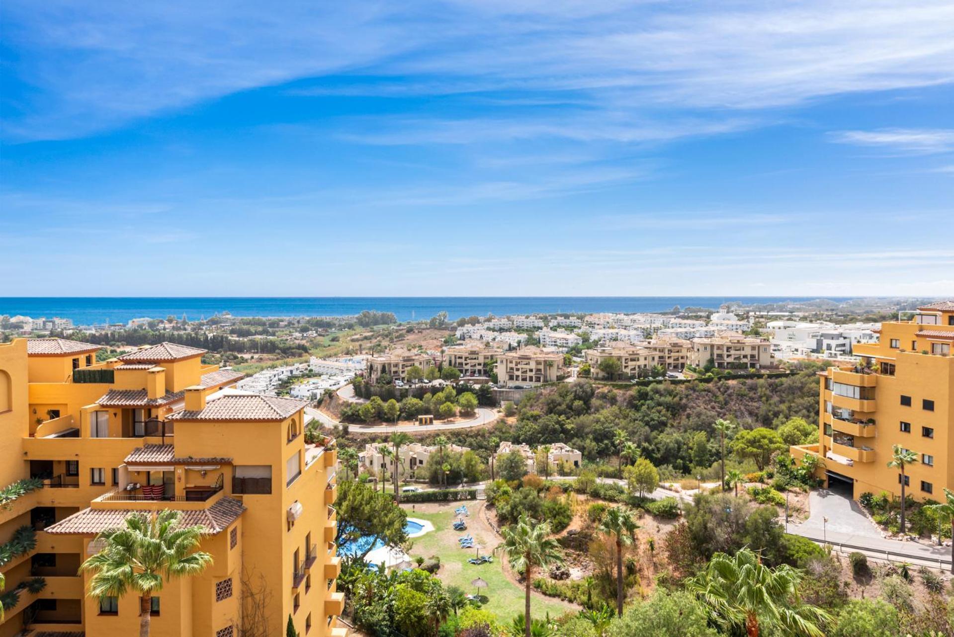 Sky And Sea Estepona Penthouse מראה חיצוני תמונה