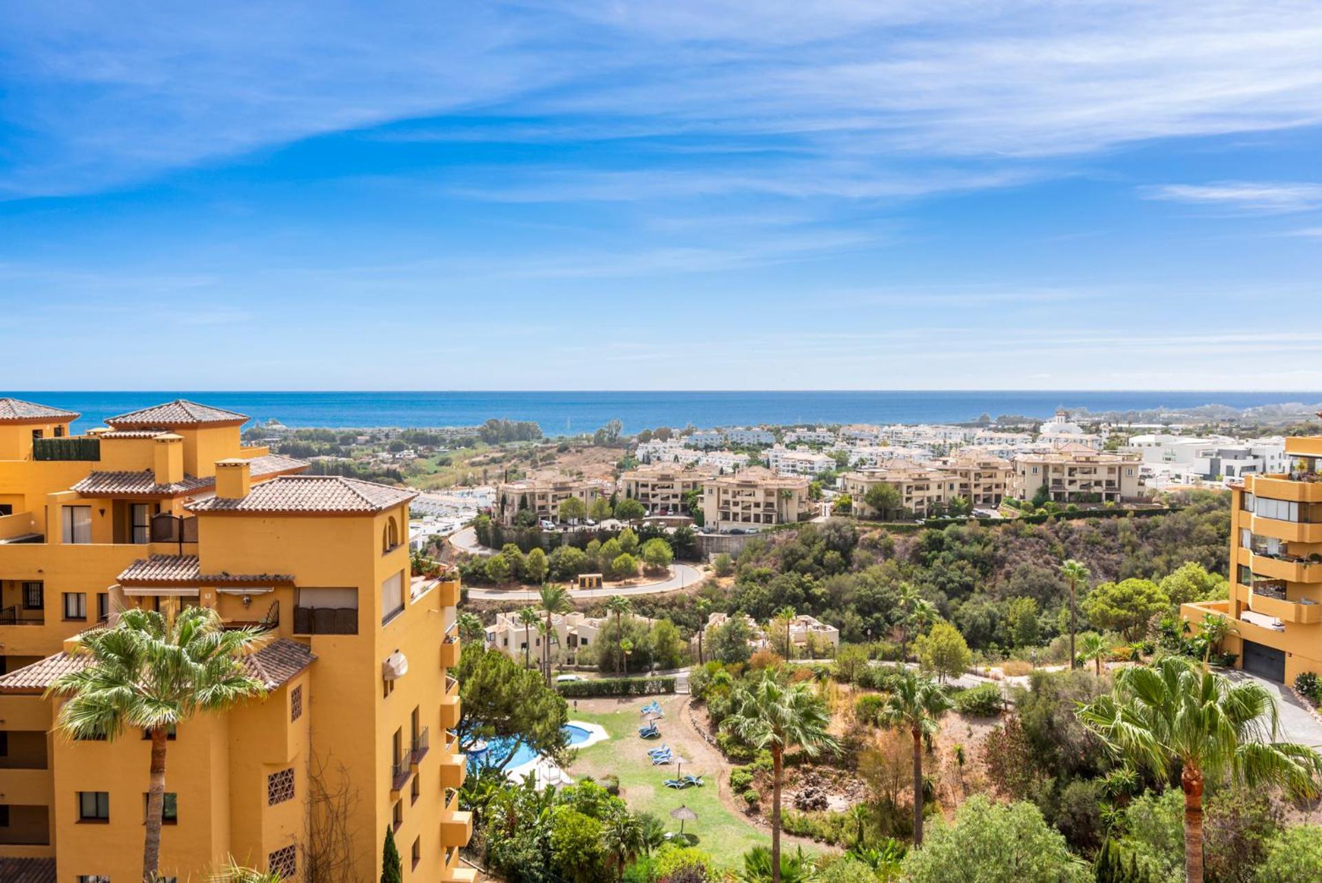 Sky And Sea Estepona Penthouse מראה חיצוני תמונה