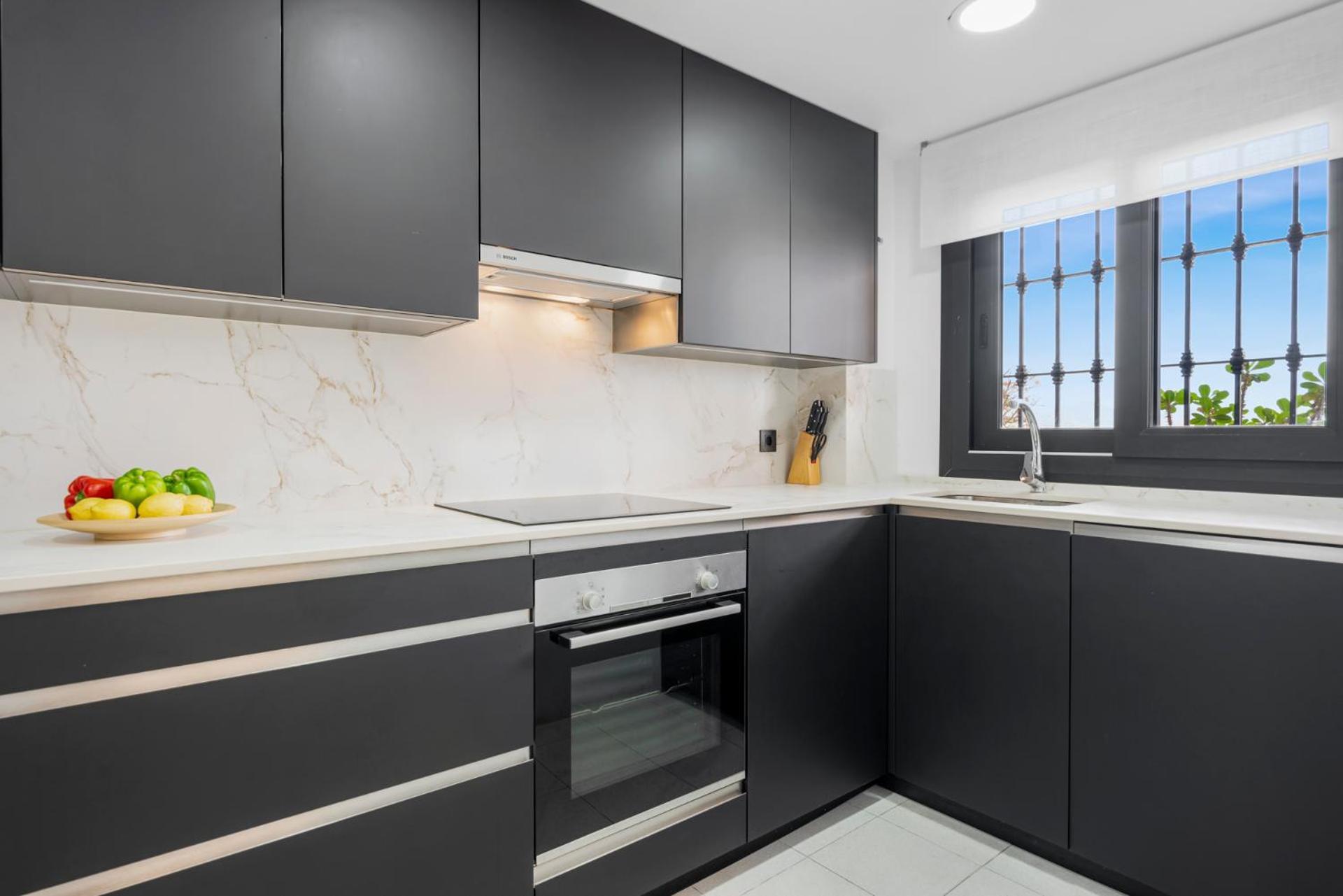Sky And Sea Estepona Penthouse מראה חיצוני תמונה